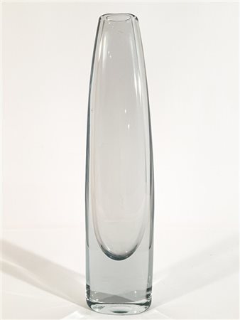 Orrefors Vaso soliflore in vetro soffiato trasparente incolore. Svezia, seconda