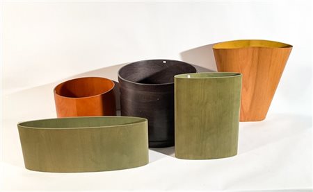 Ingo knuth Lotto composto da due diversi vasi ellissoidali in legno multistrato