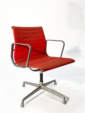 Charles Eames (1907-1978) e Ray Eames (1912-1988) Sedia della serie "Aluminium G