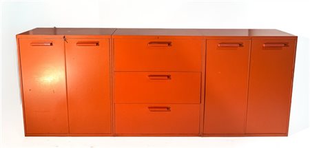 Ettore Sottsass Due mobili da ufficio a due ante e una cassettiera arancione del