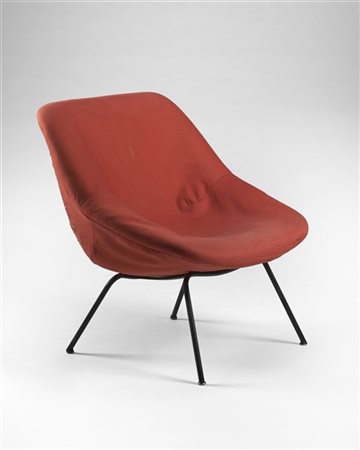 Herbert Hirche Poltroncina con rivestimento salmone e gambe in tondino metallico