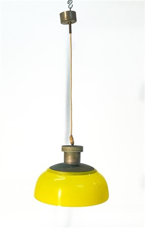 Achille Castiglioni Lampada con diffusore in plexiglass giallo e metallo modello
