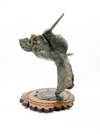 Cesare Rabitti "Mano che sorregge beccaccia", multiplo in bronzo su base in legn