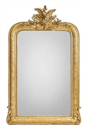 Caminiera in legno e pastiglia dorati con fasce incise e bordure perlinate, cim