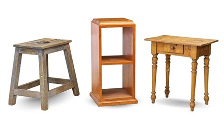 Lotto composto da un tavolino ad un cassetto con gambe tornite (cm 70x75x46), u