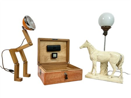 Lotto composto da una lampada modello Mr Wattson, produzione Piffany, Copenhage