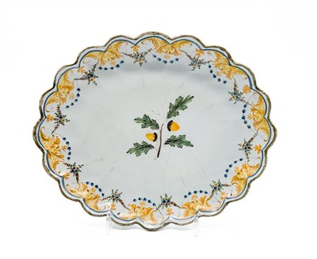 Manifattura Ferniani, Faenza, fine secolo XVIII - inizio secoloXIX. 
Vassoietto