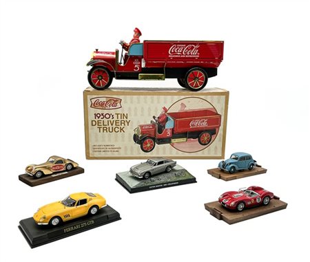 Cartone di macchinine e modellismo (difetti)