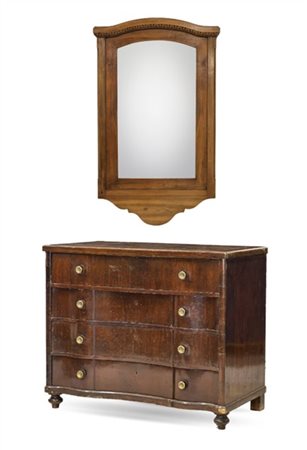 Lotto composto da un cassettone a tre cassetti mossi e un cassetto sottopiano r