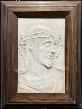 Emilio Agnati "Cristo" 
bassorilievo in marmo (cm 44x27)
firmato in basso a sini