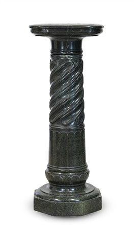 Alzata portavaso in marmo verde con fusto a colonna parzialmente tortile poggia
