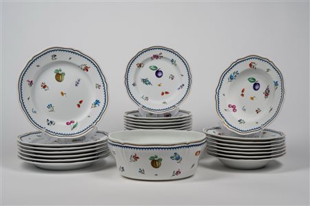 Richard Ginori, secolo XX. Servizio da tavola "Italian fruits" in porcellana