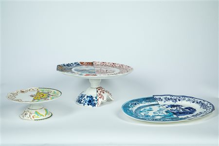 CTRLZAK Art & Design Studio × Seletti — Hybrid design. Due alzate di diverse misure e un vassoio da portata di forma ovale in porcellana bianca decorata in policromia e con dorature a motivo asiatico europeo. New Bone China.