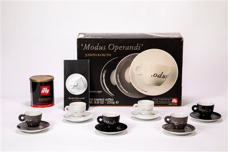 Joseph Kosuth (1945)  - "Modus Operandi" – Joseph Kosuth, Set di sei tazzine da espresso, edizione Illycaffè “Illy Collection”, Mitterteich, Bavaria, Germany, 2000