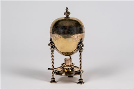 Bollitore per uova in metallo dorato 