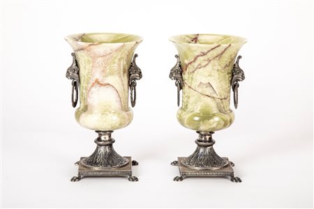 Coppia di vasi in alabastro, Italy, Florence, second half of the 20th century