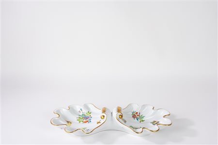 Antipastiera centrotavola in porcellana “Queen Victoria”. Manifattura Herend Hungary. Seconda metà del XX secolo