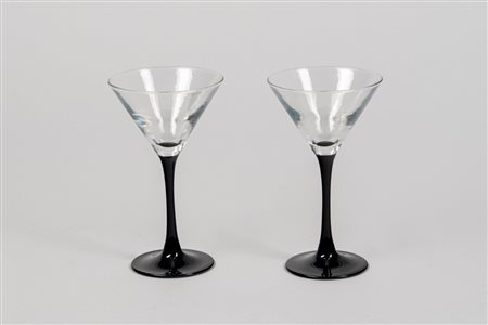 Coppia di calici da cocktail in vetro di Murano incolore con stelo e base color nero, secolo XX