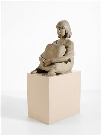 BERGOMI GIUSEPPE (n. 1953) - VALENTINA SEDUTA CON LE MANI INTRECCIATE.