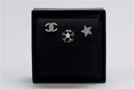 Chanel - Lotto di tre orecchini