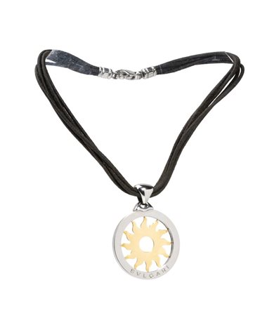 BULGARI  
Collezione TONDO: girocollo con pendente sole in oro e acciaio 
 