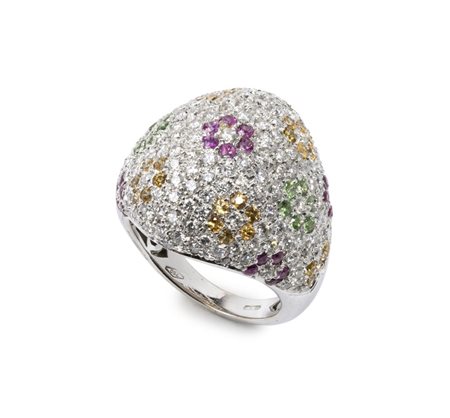  
Anello a fascia in oro con diamanti e pietre di colore 
 