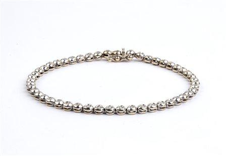  
Bracciale tennis in oro con diamanti 
 