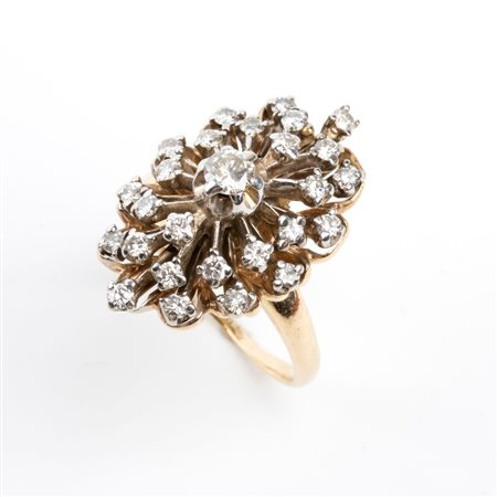  
Anello in oro e diamanti Anni '40 del XX secolo
 