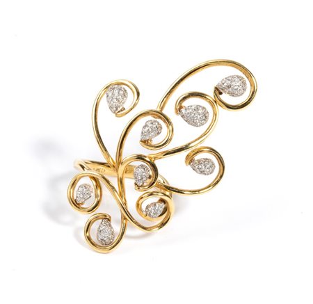 
Anello in oro e diamanti 
 