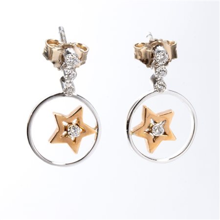  
Orecchini in oro con diamanti 
 