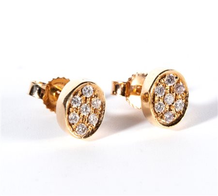  
Orecchini in oro e diamanti 
 