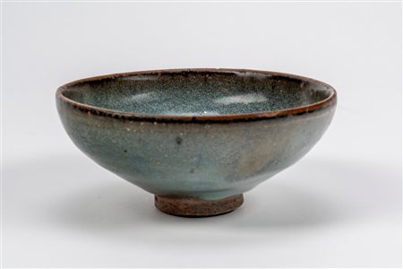 Ciotola Jun smaltata in blu-grigio, Cina, dinastia Jin o Yuan