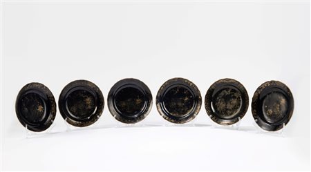 Sei piatti in porcellana a fondo blu, China, early 19th c.