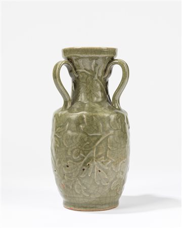 Vaso "Longquan" ad invetriatura celadon, China, 19th c.