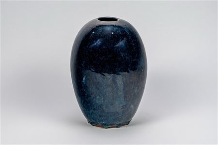 Vaso in porcellana ovoidale monocromo blu, Cina, dinastia Qing, periodo Daoguang