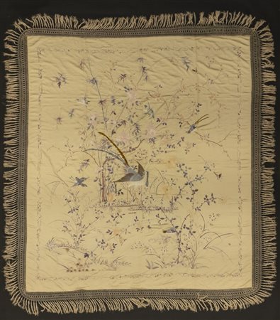 Grande coperta con frange in seta ricamata, Cina, seconda metà XIX secolo