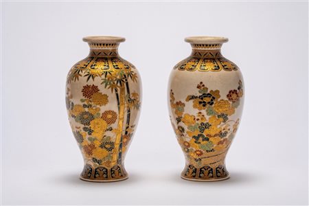 Coppia di vasetti Satsuma, Giappone, Epoca Meiji