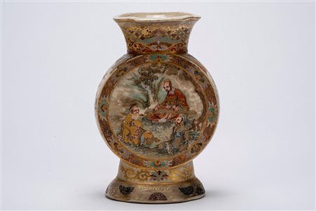 Bel vaso "moon flask" (tsuki-tsubo) Satsuma, periodo Meiji, ca. 1880–1890.