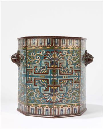 Vaso ottagonale in bronzo cloisonné, Japan, 19th c.