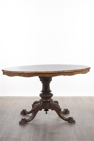 Tavolo, Inghilterra, XIX secolo