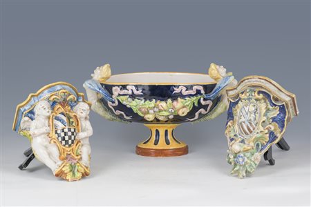 Centrotavola e due mensoline, manifattura Minghetti, XX secolo