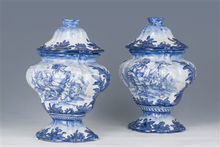 Coppia di vasi, manifattura italiana, XX secolo