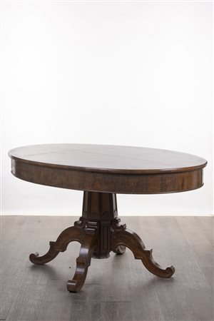 Tavolo ovale, Italia, XIX secolo