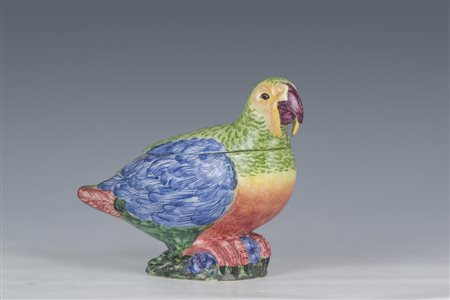 Zuppiera a foggia di pappagallo, manifattura di Nove, XX secolo