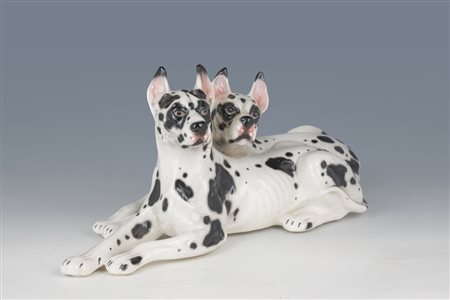 Coppia di alani, manifattura Ronzan, XX secolo