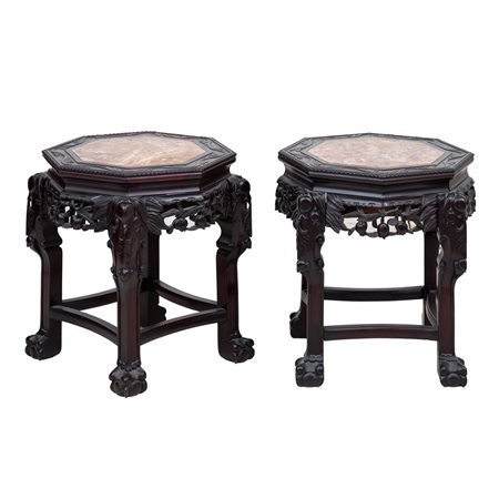 MANIFATTURA ORIENTALE DEL XX SECOLO, Coppia di tavolini