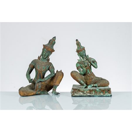 MANIFATTURA ORIENTALE DEL XX SECOLO, Due sculture