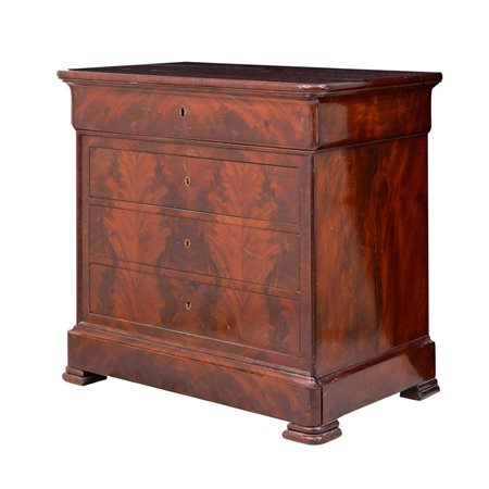 MANIFATTURA FRANCESE DEL XIX SECOLO, Cassettone