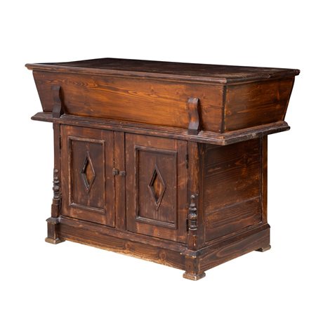 MANIFATTURA SICILIANA DEL XIX SECOLO, Madia