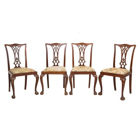 PRODUZIONE INGLESE DELLE FINE DEL XIX SECOLO, Quattro sedie